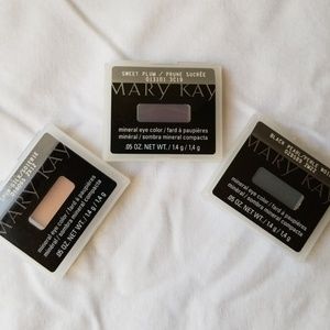Mary Kay eyeshadow bundle 10